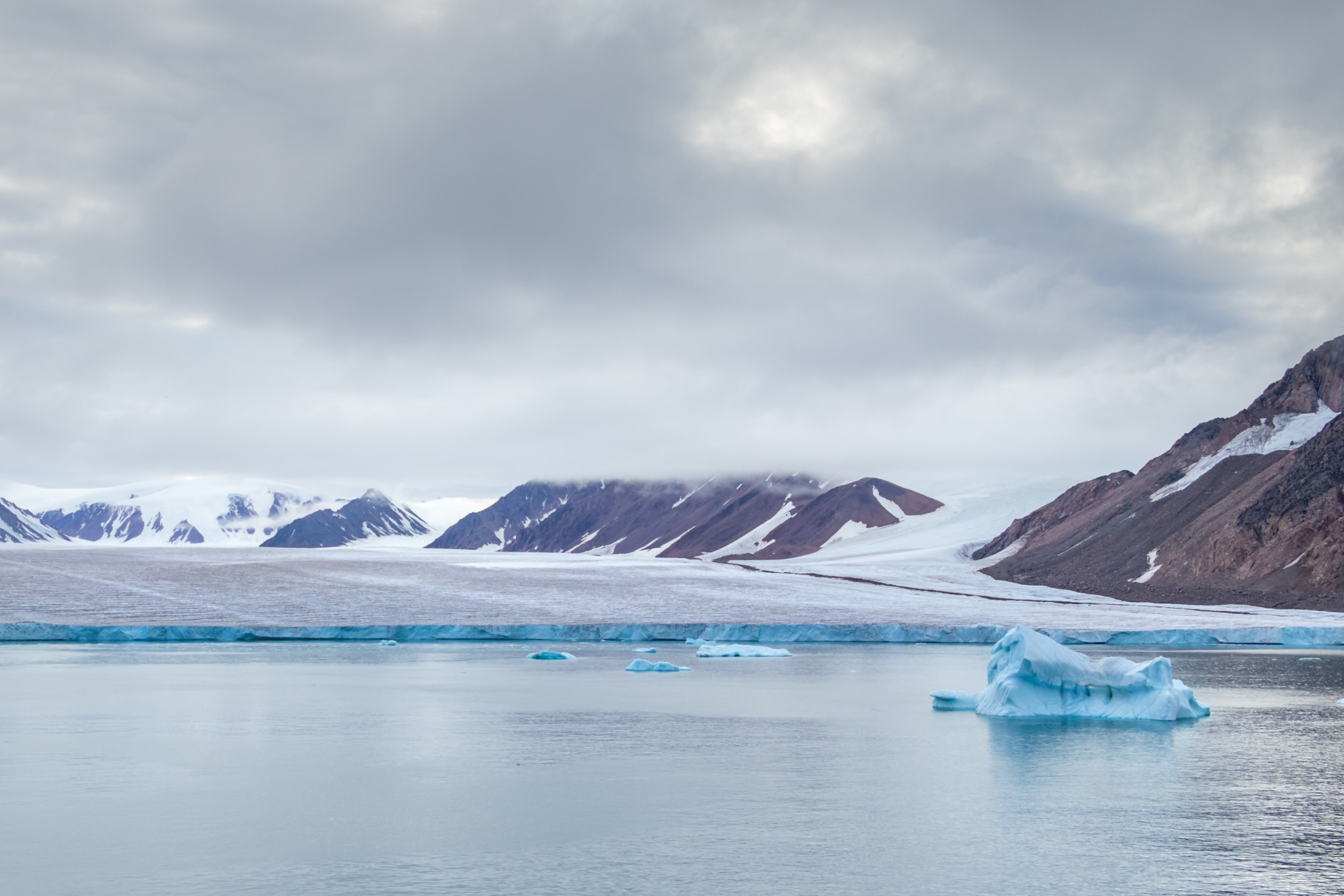 38 ellesmere island, nunavut.webp